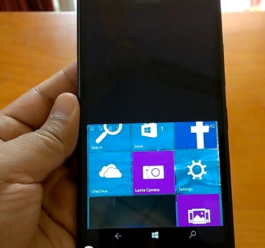Build 10136 Phablet